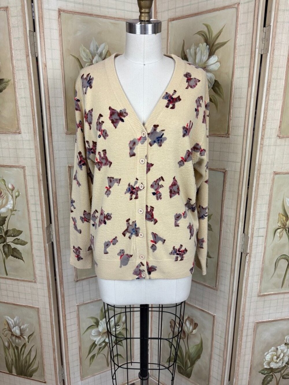 Vintage Bear Pattern Cardigan